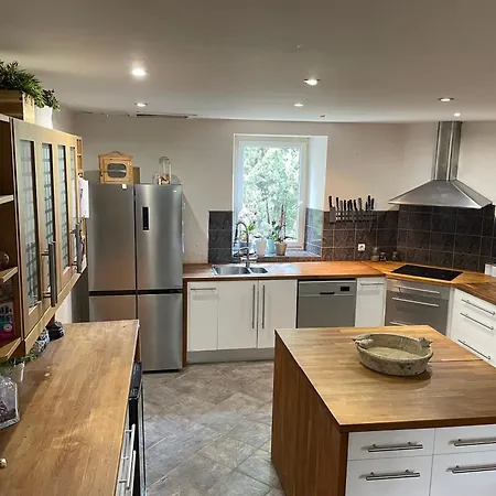 Maison La Glycine Domaine Viticole De 1 A 8 Personnes Ferienhaus Lauraguel