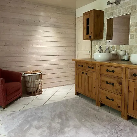 Дом отдыха Maison La Glycine Domaine Viticole De 1 A 8 Personnes Lauraguel