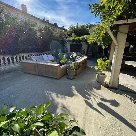 Maison La Glycine Domaine Viticole De 1 A 8 Personnes Lauraguel