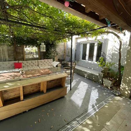 Maison La Glycine Domaine Viticole De 1 A 8 Personnes Ferienhaus