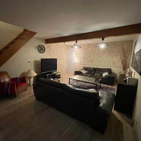 Maison La Glycine Domaine Viticole De 1 A 8 Personnes * Lauraguel