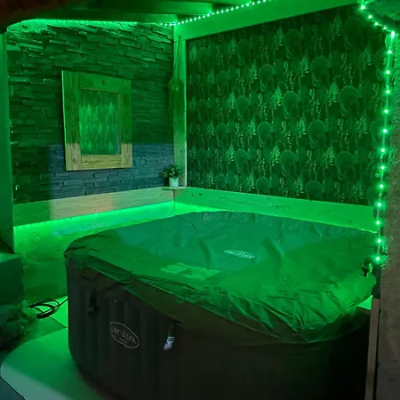 Дом отдыха Maison La Glycine Domaine Viticole De 1 A 8 Personnes *