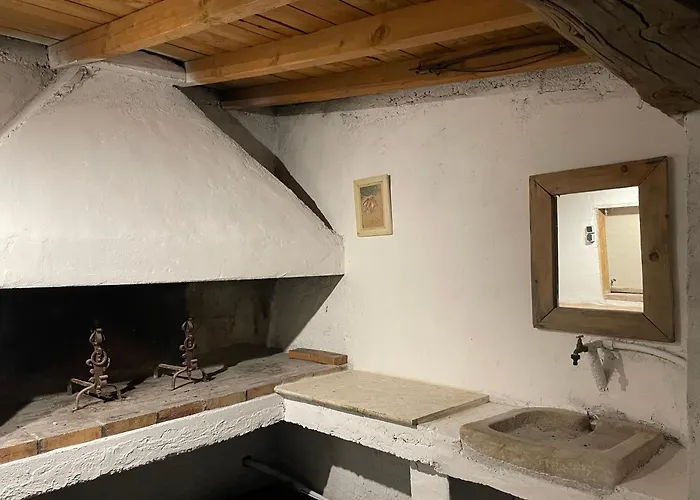 Maison La Glycine Domaine Viticole De 1 A 8 Personnes Lauraguel